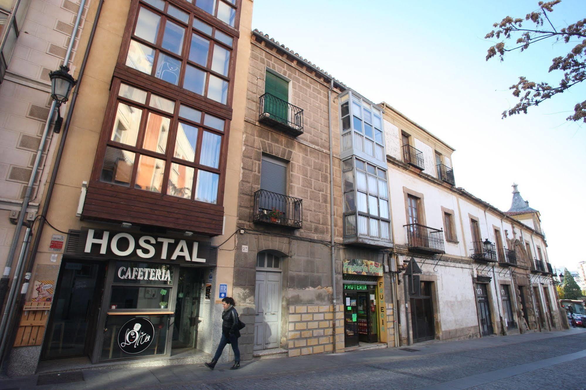Hostal Caballeros Soria Exteriör bild